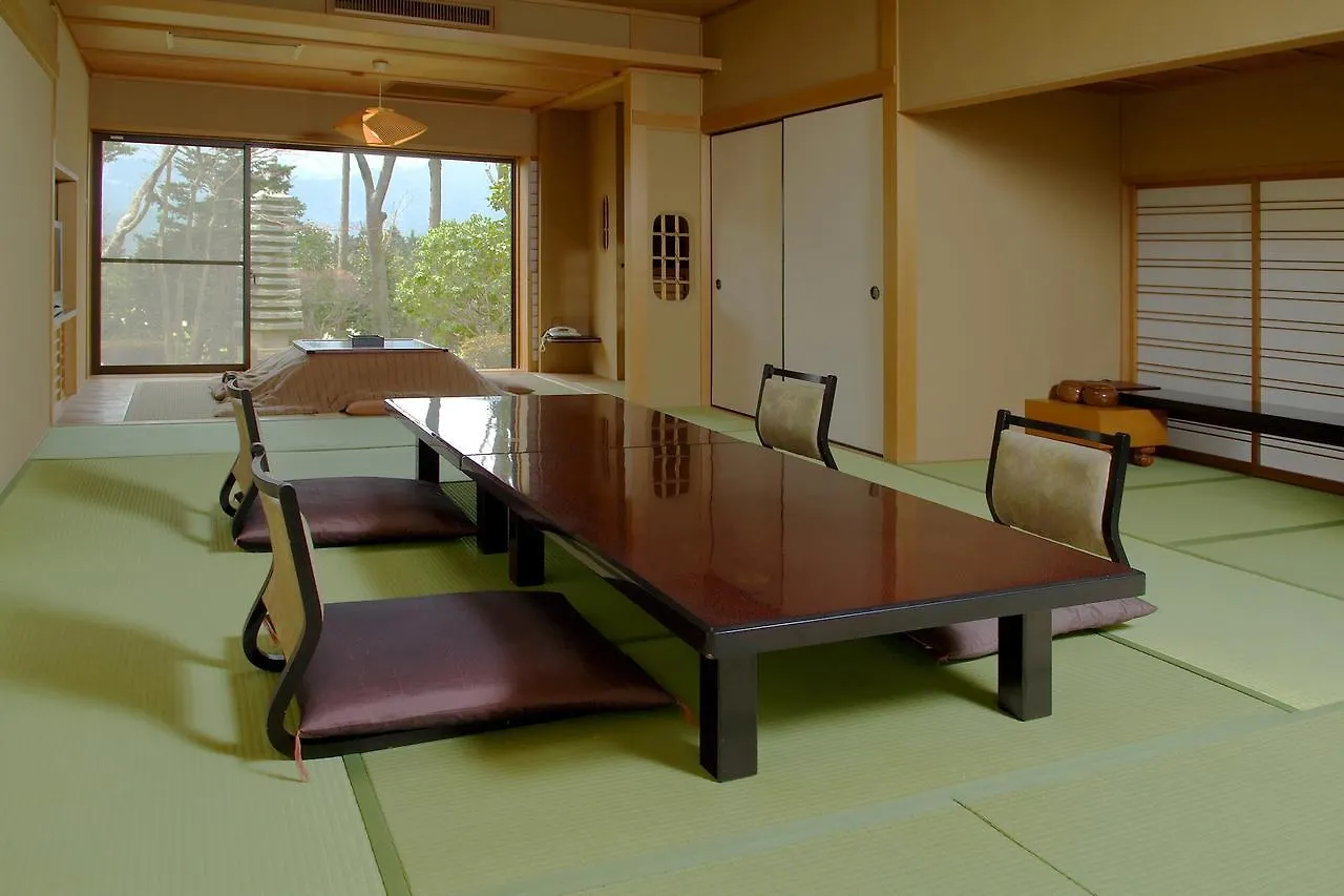 Ryokan (tradycyjny japoński pensjonat lub zajazd) Ichiitei Hakone Hotel